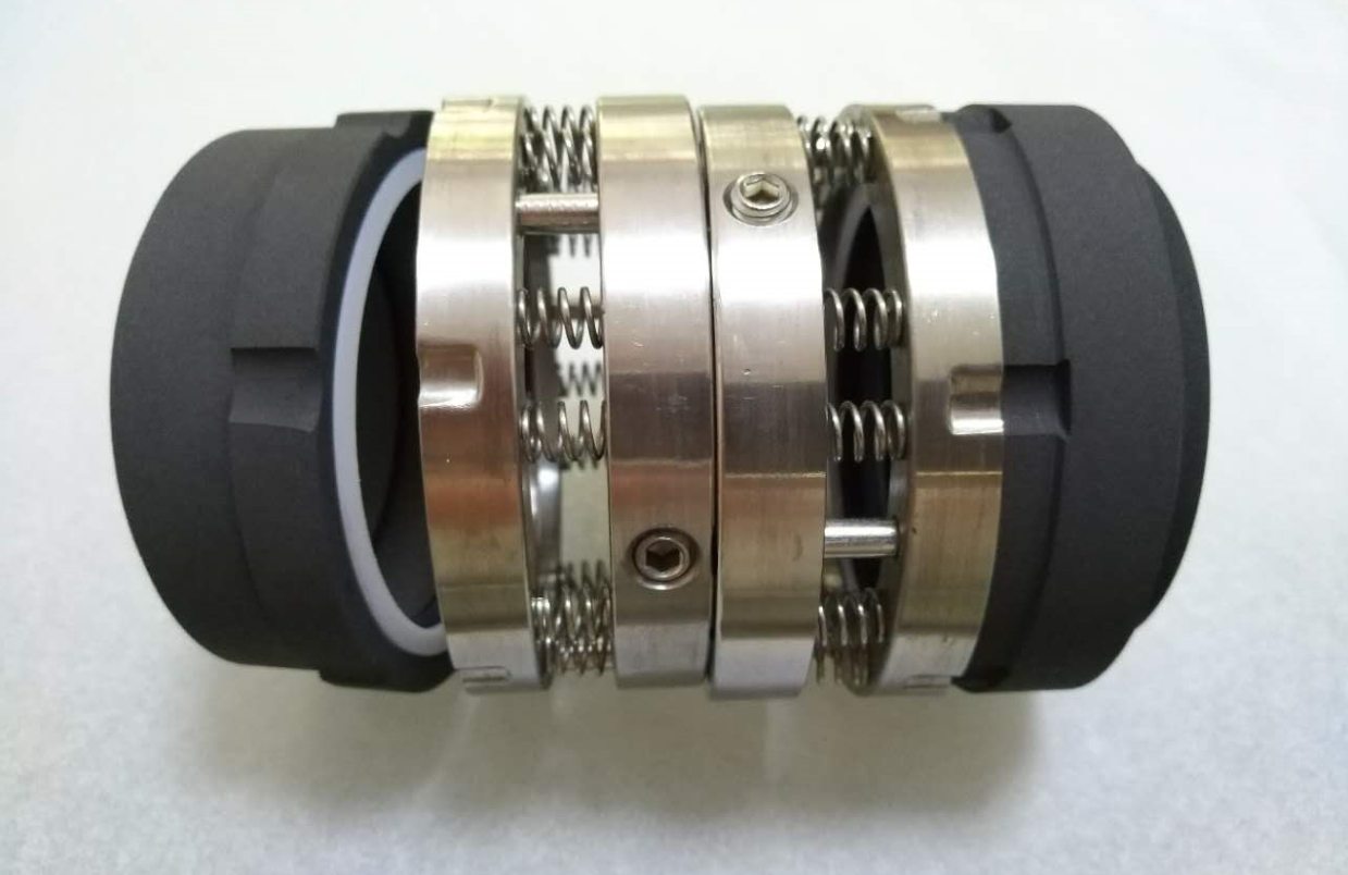 DEVELOPMENT CHARACTERISTICS OF MECHANICAL SEALS INDUSTRY